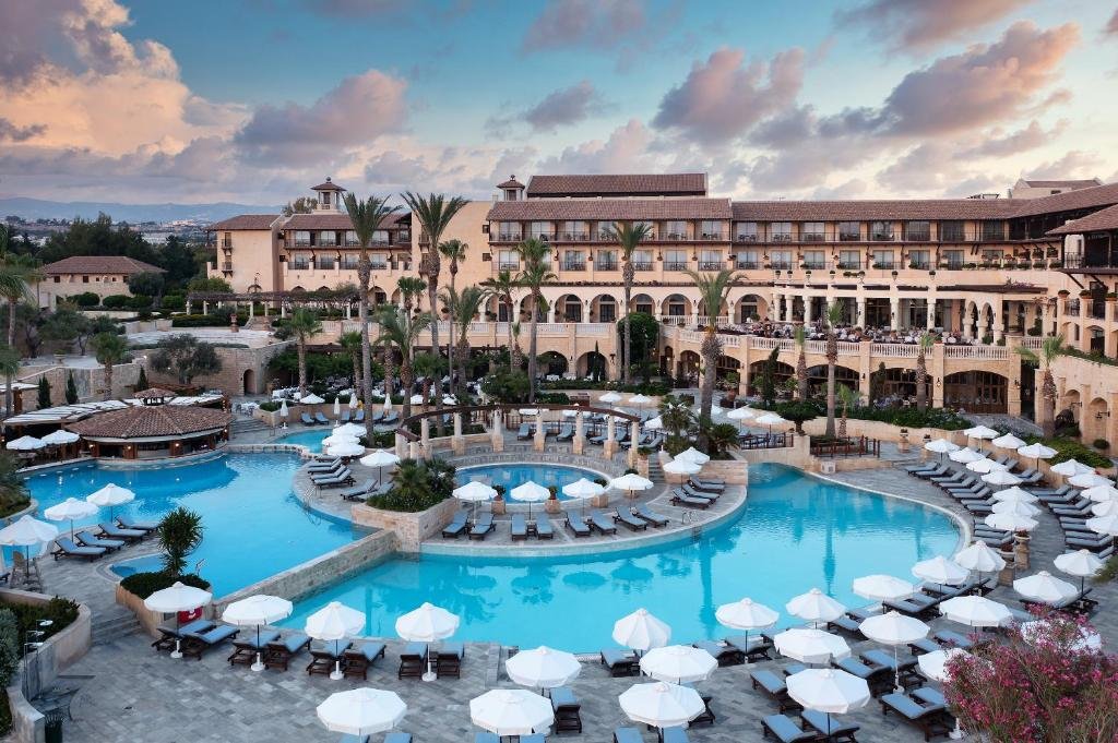 Elysium Hotel Paphos beachfront luxury resort