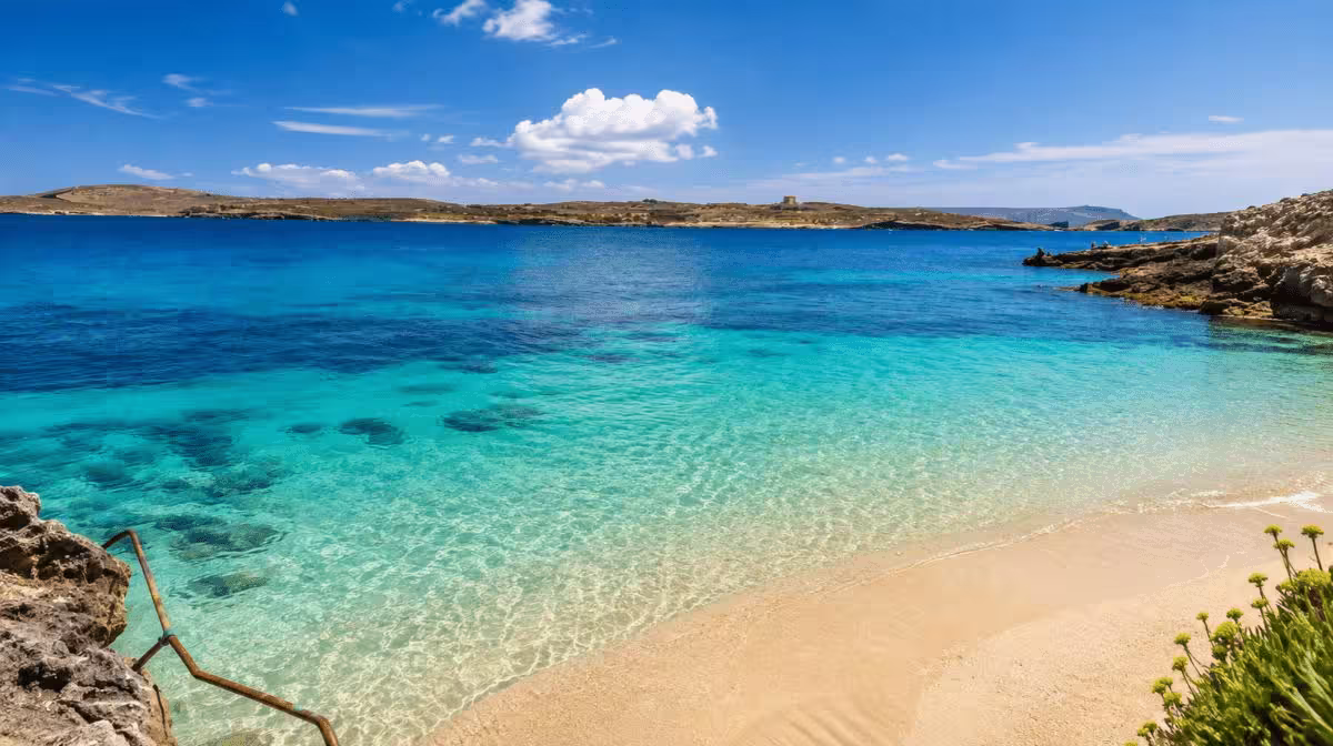 Hondoq ir-Rummien Bay in Gozo