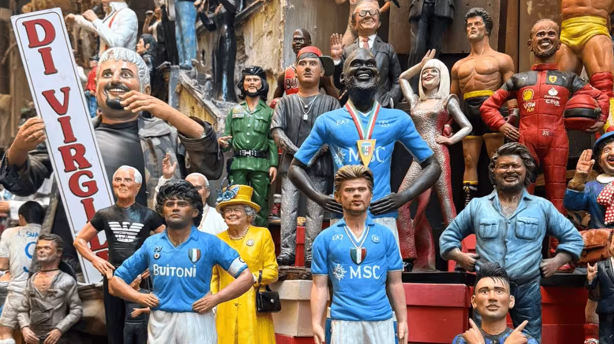 Handmade presepe figurines on San Gregorio Armeno in Naples